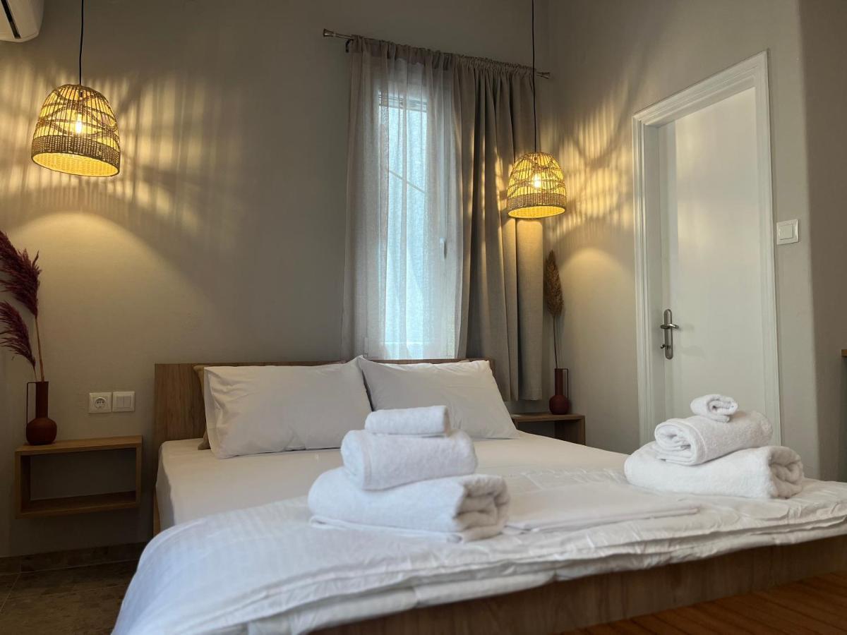 Orfeas Luxury Rooms & Studio Skopelos Town Ngoại thất bức ảnh